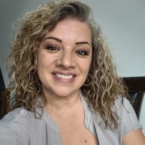 Meet your Posher - Picture 1 of 1